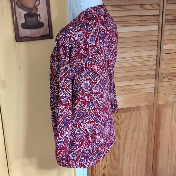 Lands' End Red Paisley 3/4 Sleeve Lightweight Jersey V-neck Top M 10-12 - Picture 11 of 13